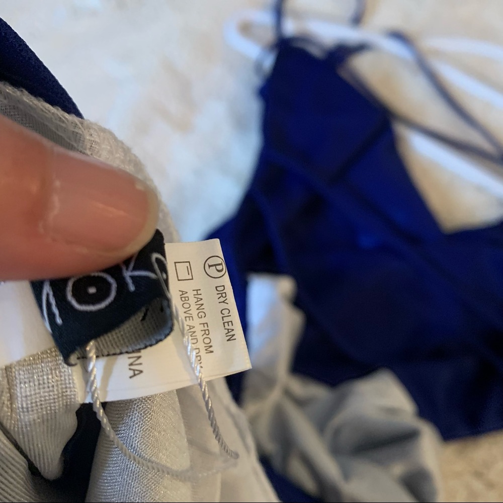 Mokoru Spandex and Poly Form Fitting, Backless Dress Size 3/Small. Royal Blue. - Picture 9 of 10